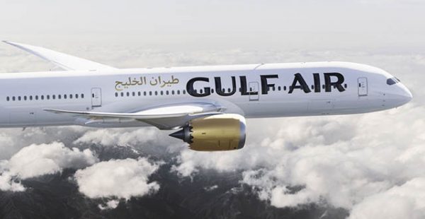 Le premier des dix Boeing 787-9 Dreamliner commandés fermes par la compagnie aérienne Gulf Air a présenté sa nouvelle livrée 
