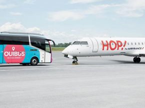La compagnie aérienne HOP! Air France a signé avec Ouibus pour relier l’aéroport de Lyon à Grenoble, Saint-Étienne, Saint-C