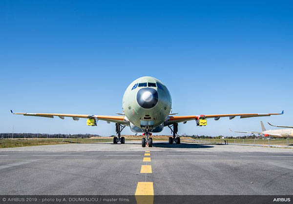 Airbus : A330neo, cabines - et parachute doré? 14 Air Journal