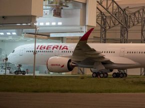 Le premier Airbus A350-900 de la compagnie aérienne Iberia a fait son rollout hier à Toulouse, avant sa livraison prévue fin ju