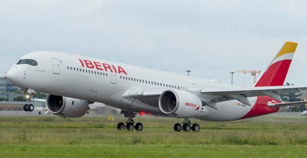 Le premier Airbus A350-900 de la compagnie aérienne Iberia a effectué à Toulouse son vol inaugural, avant sa livraison prévue 