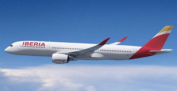 
La compagnie aérienne Iberia a dévoilé les nouvelles cabines de son dernier Airbus A350-900, qui est aussi le premier en versi