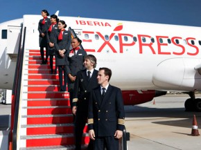 
Deux syndicats minoritaires, USO et SITCPLA, représentant le personnel navigant commercial (PNC) de la low cost Iberia Express, 