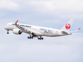 
Japan Airlines (JAL) est redevenue rentable au deuxième trimestre de son exercice fiscal 2022-2023, une première depuis près d
