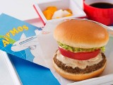 air-journal_Japan Airlines mos burger salad