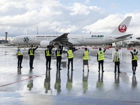 La compagnie aérienne Japan Airlines ajoutera en aout et septembre une troisième fréquence hebdomadaire entre Tokyo et Paris, a