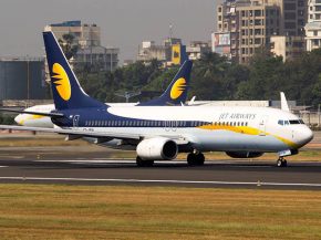 La compagnie aérienne indienne privée Jet Airways qui avait déjà interrompu ses vols internationaux (dont vers Paris), a suspe