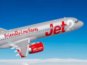 
La compagnie aérienne low cost Jet2.com a mis en service le premier des 63 Airbus A321neo commandés, tandis qu’Etihad Airways