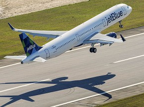 
JetBlue a annoncé le 4 mars avoir conclu un accord avec Spirit Airlines pour mettre fin à leur accord de fusion de juillet 2022