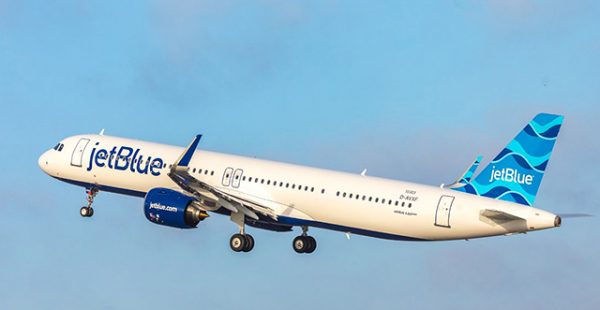 
La compagnie aérienne JetBlue Airways lancera fin aout une nouvelle liaison entre New York et Amsterdam, puis un mois plus tard 