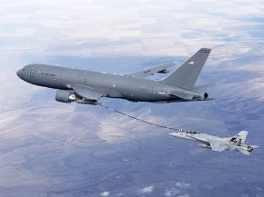 Malgré le développement de la pandémie de Covid-19 aux Etats-Unis, Boeing compte sur quelque 2500 volontaires pour reprendre au