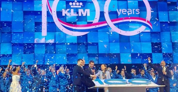 Plus ancienne compagnie aérienne au monde opérant sous son nom original, KLM Royal Dutch a célébré hier à Amsterdam son cent