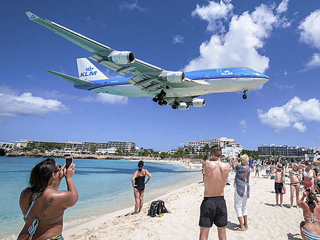 Grèce : un jeune garçon soufflé par le réacteur d’un A320 qu'il regardait décoller 1 Air Journal Grèce : un jeune garçon soufflé par le réacteur d’un A320 qu'il regardait décoller 1 Air Journal