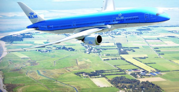 Toujours soucieuse d adapter ses capacités en pleine pandémie Covid-19, la compagnie néerlandaise KLM volera beaucoup moins cet