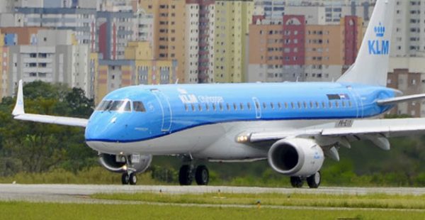 La compagnie aérienne KLM Royal Dutch Airlines annonce la livraison de deux Embraer supplémentaires, un E175+ et un E190, à sa 