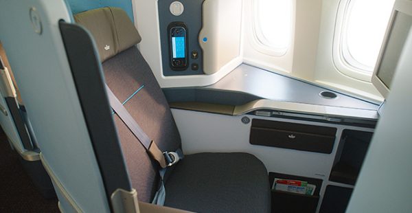 
La compagnie aérienne KLM Royal Dutch Airlines a présenté une nouvelle classe Affaires, destinée à sa flotte de Boeing 777.
