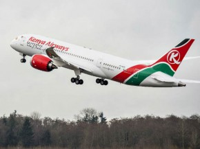 La liaison de la compagnie aérienne Kenya Airways entre Nairobi et New York, lancée fin octobre, passera dès le mois prochain d