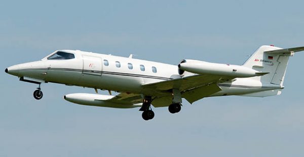 
Un avion privé s’est écrasé sur une zone résidentielle peu avant son atterrissage près de San Diego, entrainant la mort de