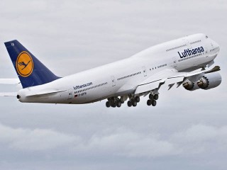 air-journal_Lufthansa-747-8i-2