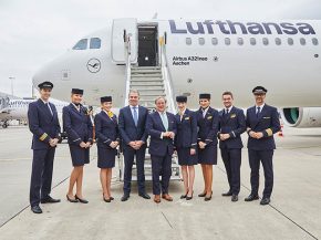 Un syndicat d’hôtesses de l’air et stewards de la compagnie aérienne Lufthansa a appelé à un arrêt de travail pendant cin