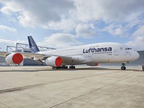 Face à la pandémie de coronavirus, le groupe aérien Lufthansa va réduire à partir de mercredi prochain son programme de vols 
