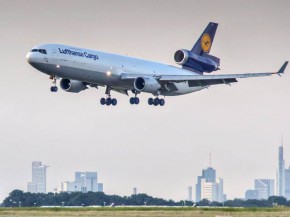 
L ère des tri-réacteurs au sein du groupe Lufthansa a pris fin dimanche à Francfort, avec le retour du dernier MD-11F de Lufth