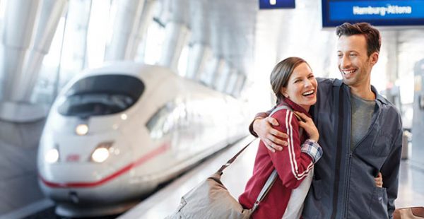 


Air Canada propose désormais des options de réservation qui permettront à ses clients d’effectuer des correspondances ferr