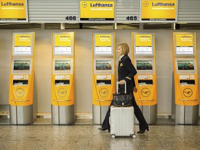 La compagnie aérienne Lufthansa a annulé 700 vols ce jeudi et 600 autres vendredi, en raison de l’appel à la grève lancé pa