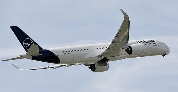 
Le groupe Lufthansa étend ses tarifs verts aux vols long-courriers. Dans un premier temps, le tarif sera initialement testé sur