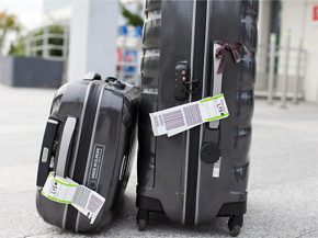 En partenariat avec la startup Eelway, Aéroports de Lyon et Rhônexpress lancent un nouveau service qui libère les voyageurs de 