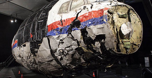 
Un tribunal néerlandais a rendu son verdict hier dans le procès sur le vol MH17 de la compagnie aérienne Malaysia Airlines en 