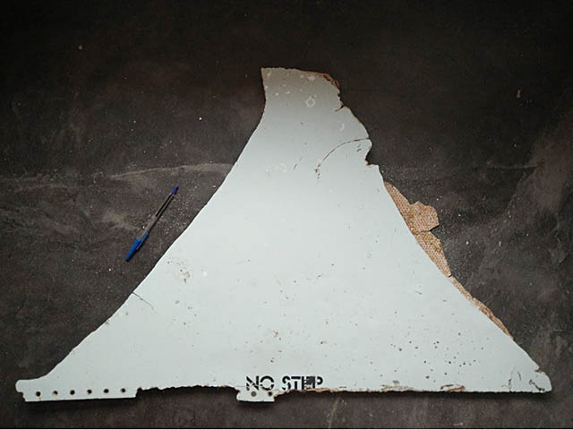 air-journal_MH370 Malaysia Airlines debris mozambique@ATSB