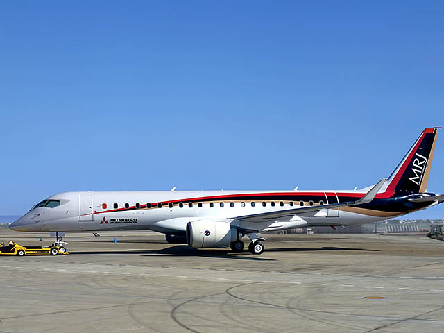 air-journal_Mitsubishi MRJ90 sol