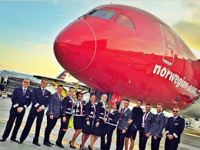 Deux syndicats d’hôtesses de l’air et stewards de la compagnie aérienne low cost Norwegian Air Shuttle ont déposé un préa