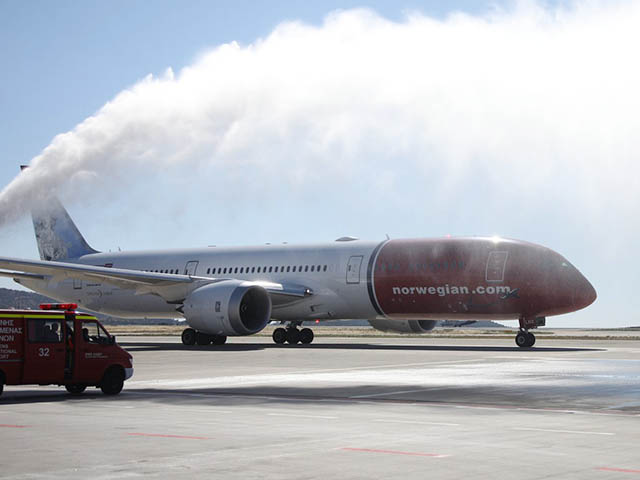 Norwegian relie Athènes à New York-JFK 1 Air Journal