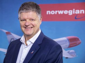 La compagnie aérienne low cost Norwegian Air Shuttle a nommé un nouveau CEO sans expérience dans l’aérien, Jacob Schram, qua