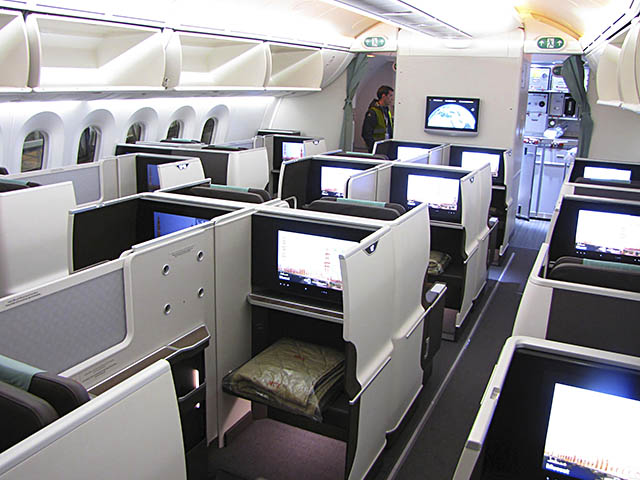 Le premier 787-9 d’Oman Air se pose à Paris 93 Air Journal