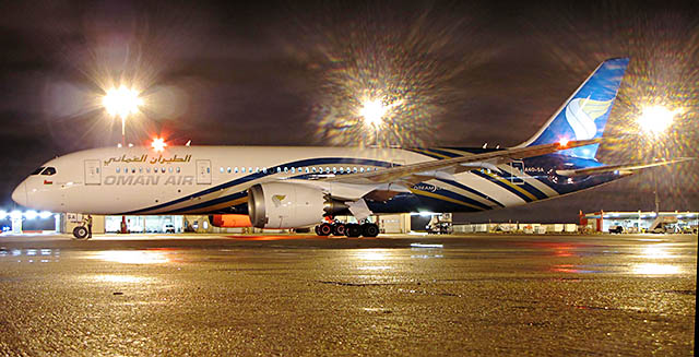air-journal_Oman Air 787-8 Paris 1