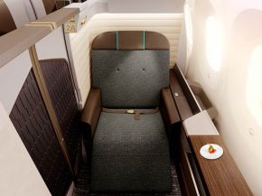La compagnie aérienne Oman Air a présenté sa nouvelle Mini Suite de Première classe, qui sera d’abord installée sur ses Boe