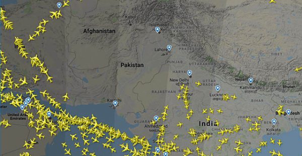 L’escalade du conflit au sujet du Cachemire a conduit le Pakistan à fermer son espace aérien au moins jusqu’à ce soir minui