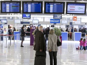 
Le Groupe ADP (Aéroports de Paris) a enregistré un chiffre d affaires pour les neuf premiers mois de l année supérieur aux at