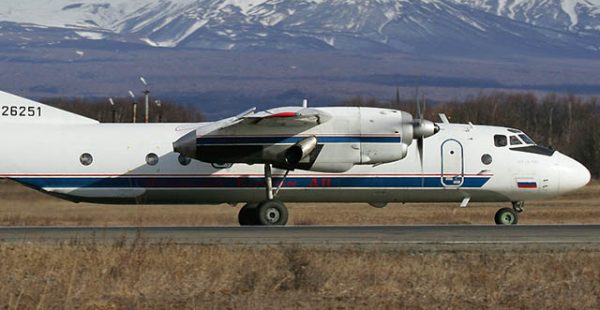 
Un Antonov An-26 transportant 22 passagers et six membres d’équipage s’est écrasé alors qu’il s’approchait de l’aér