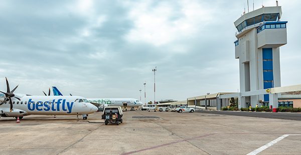 
VINCI Airports a bouclé le financement de la concession des aéroports du Cap-Vert et en reprend l’exploitation – sa premiè