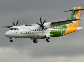 
Deux accidents mortels par mauvais temps se sont succédés en Afrique ce weekend, celui d’un ATR de Precision Air faisant 19 v