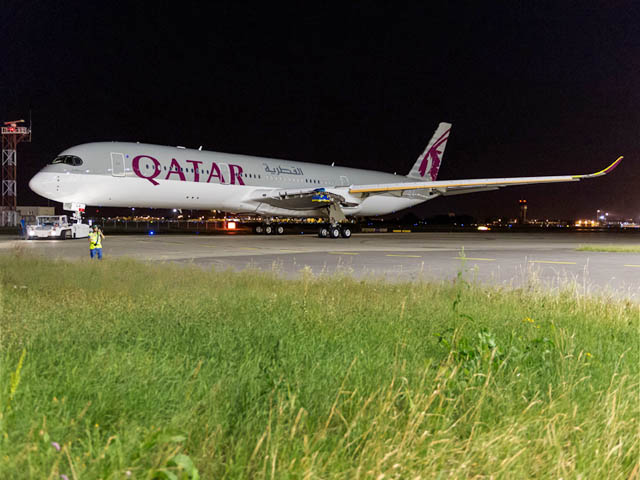 air-journal_Qatar Airways A350 peinture nuit
