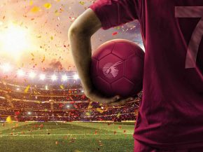 Qatar Airways, compagnie aérienne de l’Etat du Qatar, a signé aujourd hui un   partenariat premium » de trois ans avec le Pa