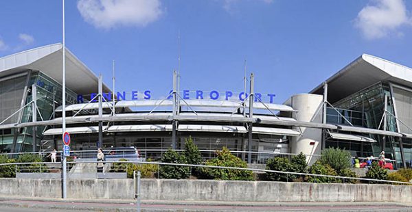 Après avoir battu en juillet le record mensuel de fréquentation avec 93.039 passagers, l’aéroport Rennes-Bretagne a dépassé