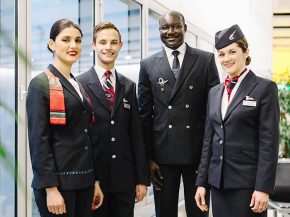 
Les pilotes et le personnel de cabine de British Airways ont été priés de ne pas qualifier les passagers de   Mesdames et mes