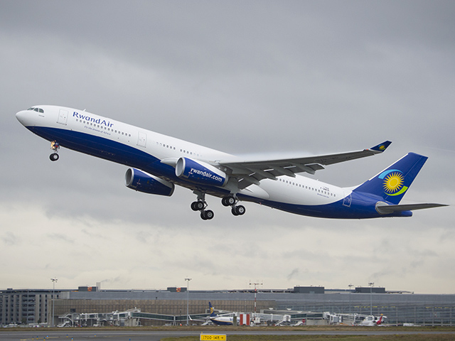 RwandAir se posera en juin à Paris 113 Air Journal