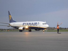 La compagnie aérienne low cost Ryanair a annulé préventivement 30 des 290 vols prévus jeudi en Irlande, en raison de la grève